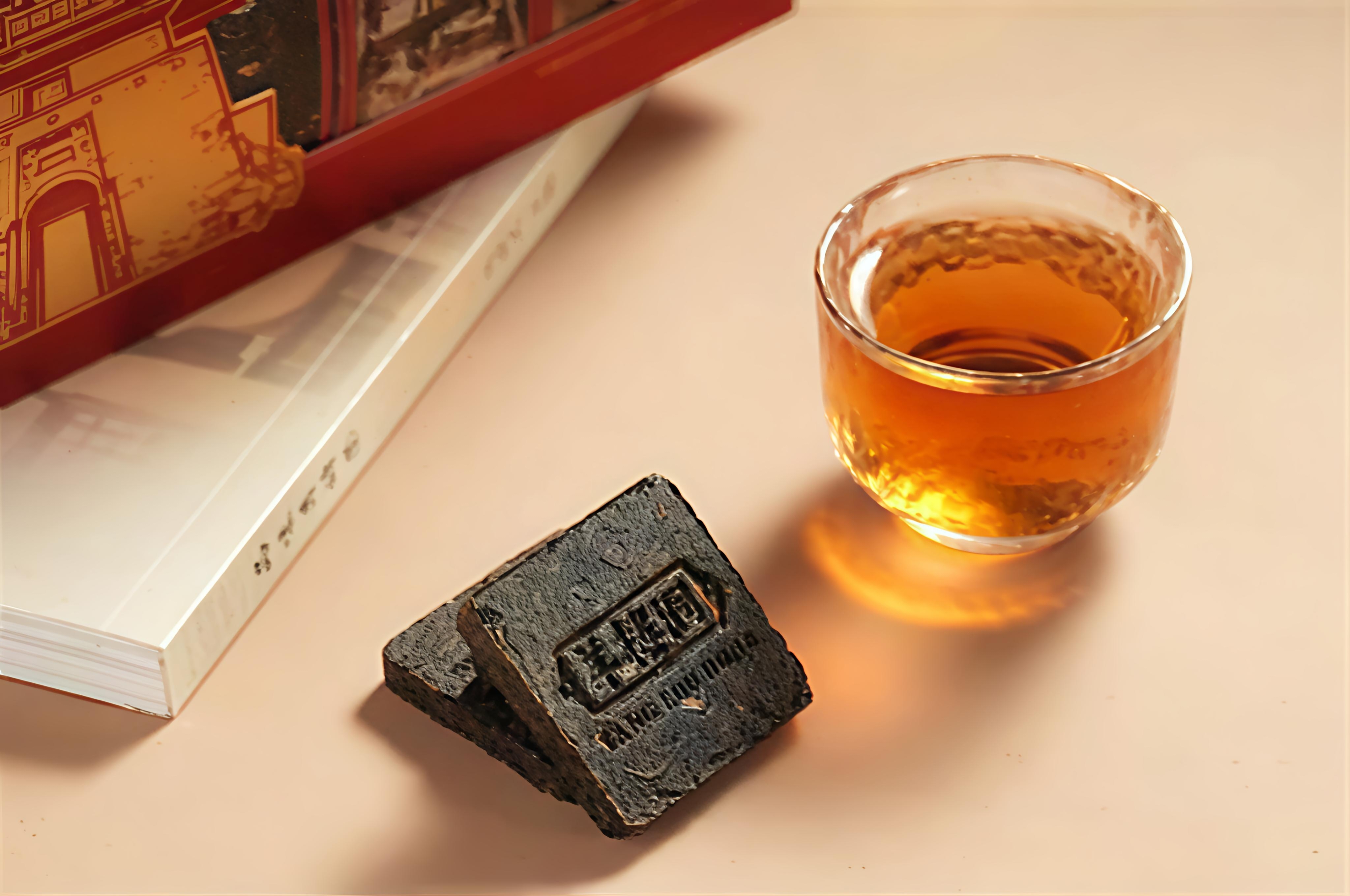 青砖茶汤色